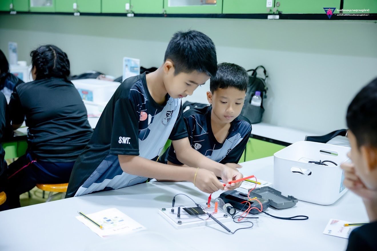 <div style='text-align:center;'><a href='img/article/art_1766458197/image/g/668f7b552797081bad3883127289e0dc1_3422067302.jpg' target='_blank' style='color:#FFF !important;' download><b>ดาวน์โหลดรูปภาพ</b> <span style='font-size:12px;'>(1,320 x 879 px)</span></a></div>