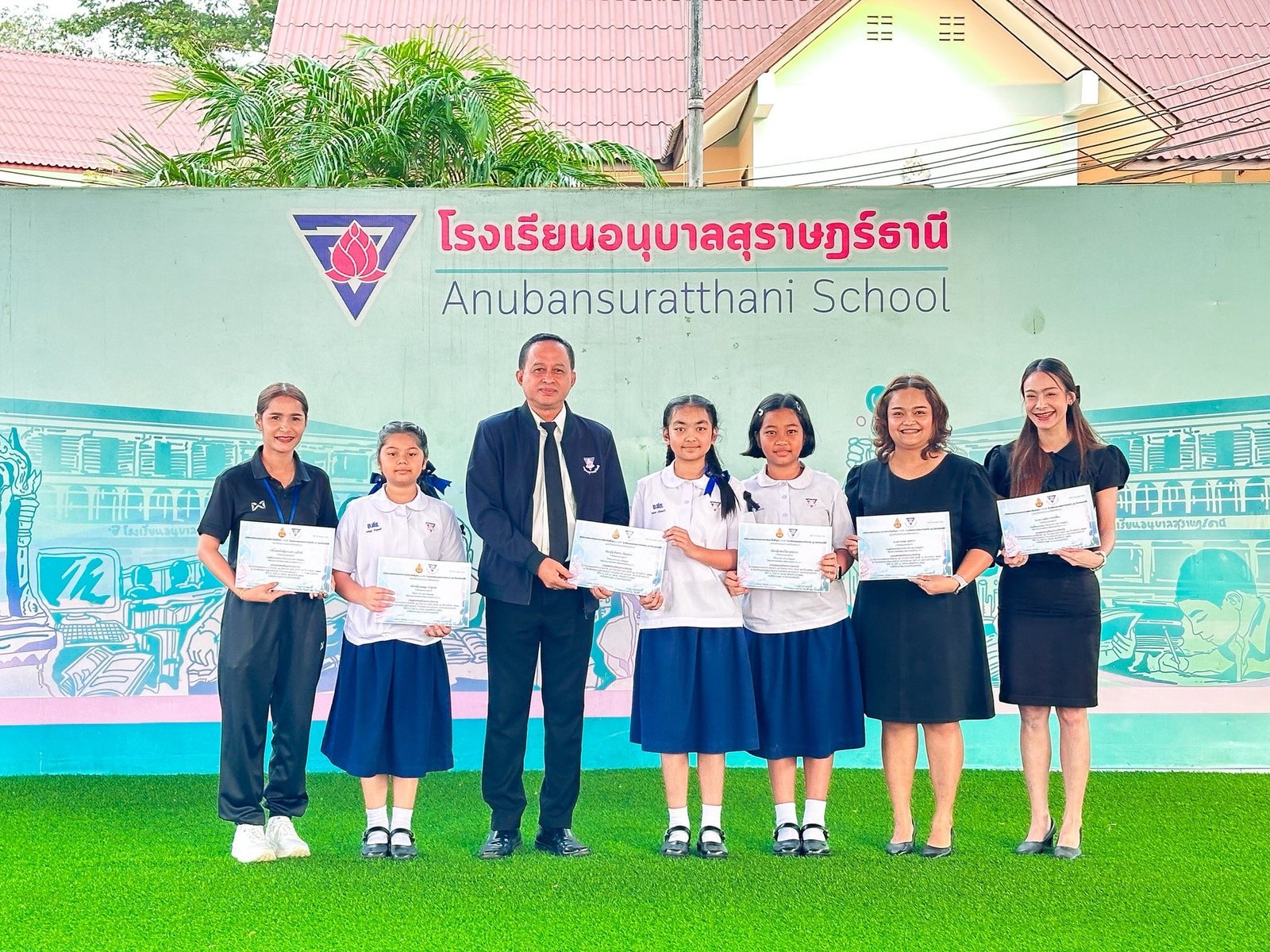 <div style='text-align:center;'><a href='img/article/art_1766458495/image/g/4bb760a7df3c4e581bc2f18da9947d7d1_4147079720.jpg' target='_blank' style='color:#FFF !important;' download><b>ดาวน์โหลดรูปภาพ</b> <span style='font-size:12px;'>(2,048 x 1,536 px)</span></a></div>