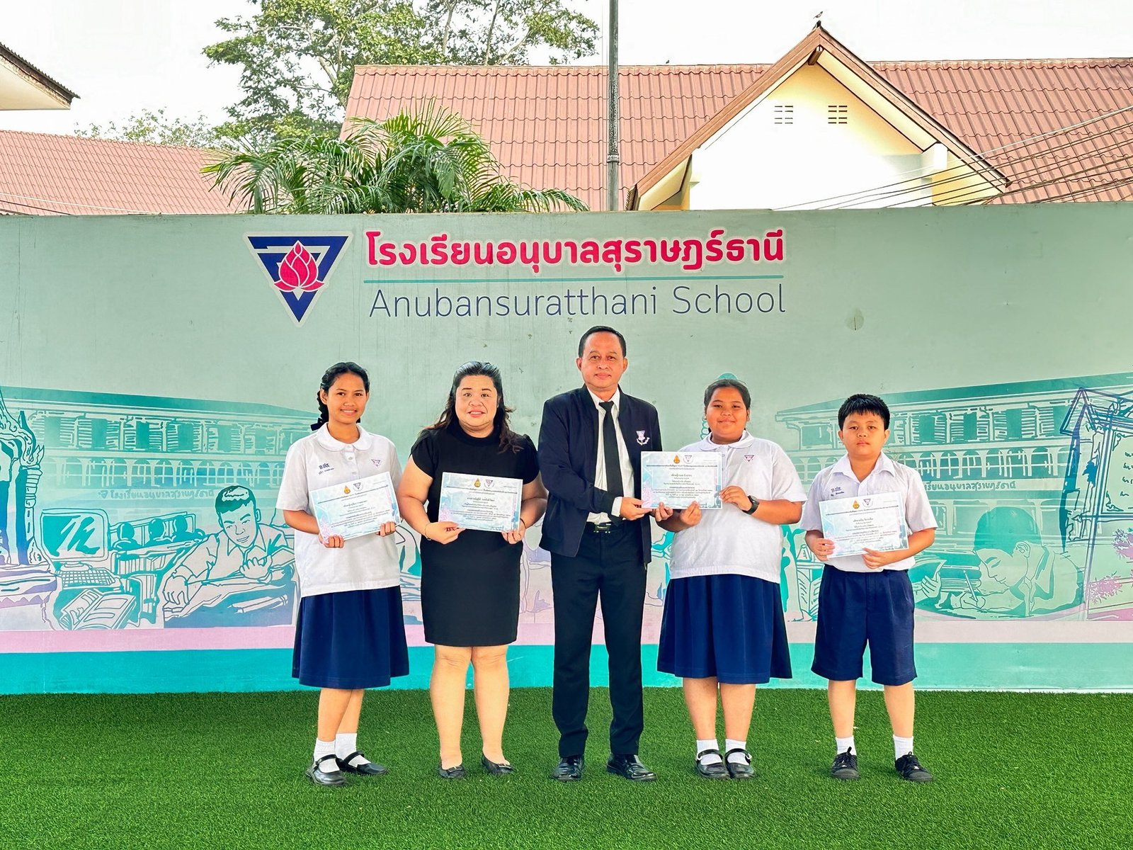 <div style='text-align:center;'><a href='img/article/art_1766458495/image/g/65055fe19c3826fd3412d1e7d4d4de211_1416791131.jpg' target='_blank' style='color:#FFF !important;' download><b>ดาวน์โหลดรูปภาพ</b> <span style='font-size:12px;'>(2,048 x 1,536 px)</span></a></div>